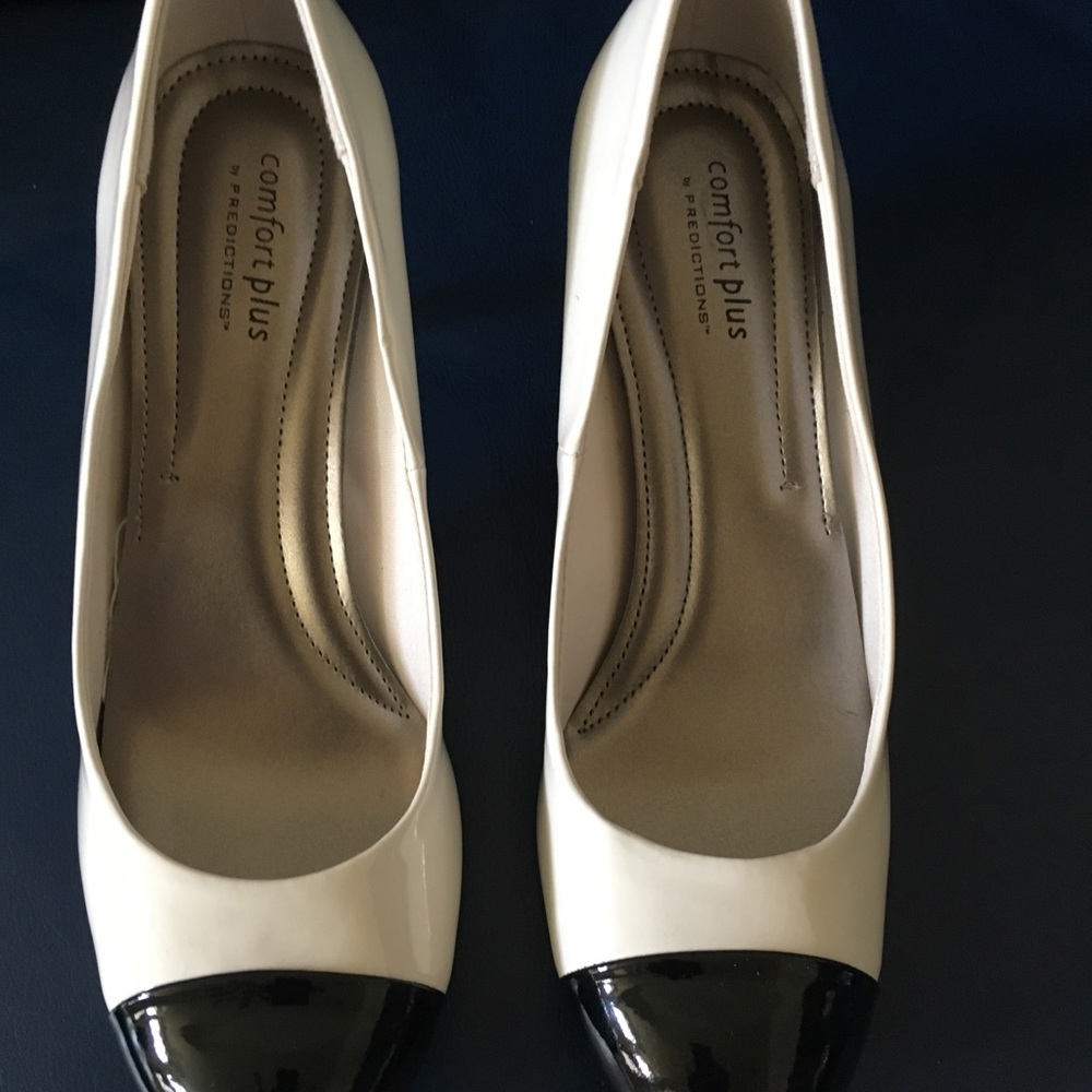 Patent leather shoes